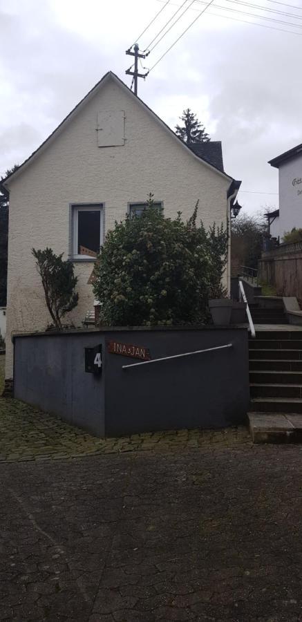 Mosel-Ina Villa Bullay Eksteriør bilde